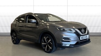 Nissan Qashqai 1.3 DiG-T N-Motion 5dr Petrol Hatchback